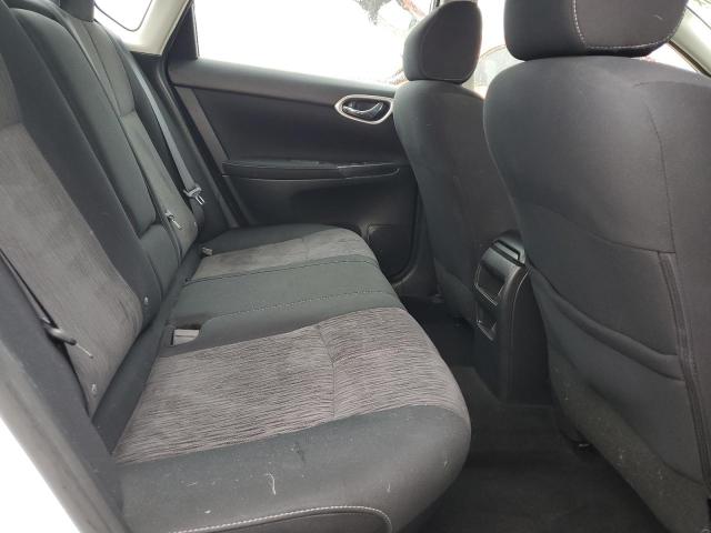 Photo 10 from auction – 2015 NISSAN SENTRA S with VIN 3N1AB7AP8FL689562