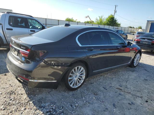 Снимка 3 от търг – 2016 BMW 740 I с VIN WBA7E2C50GG547299