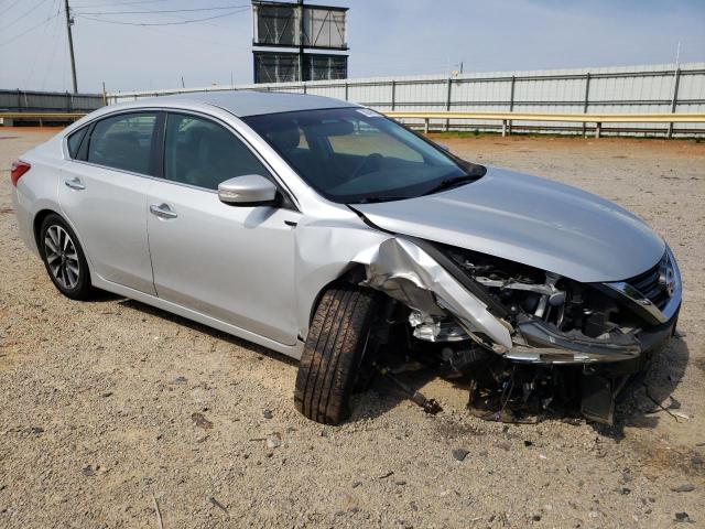Photo 4 from auction – 2017 NISSAN ALTIMA 2.5 with VIN 1N4AL3AP4HC142750