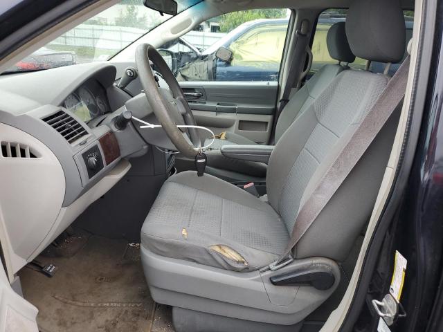 Photo 7 from auction – 2010 CHRYSLER TOWN AND C with VIN 2A4RR4DE8AR226458