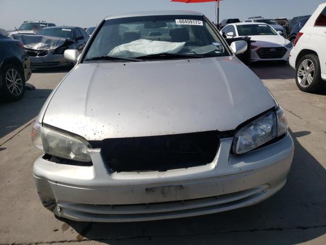 Photo 5 from auction – 2001 TOYOTA CAMRY CE with VIN 4T1BG22K41U809408