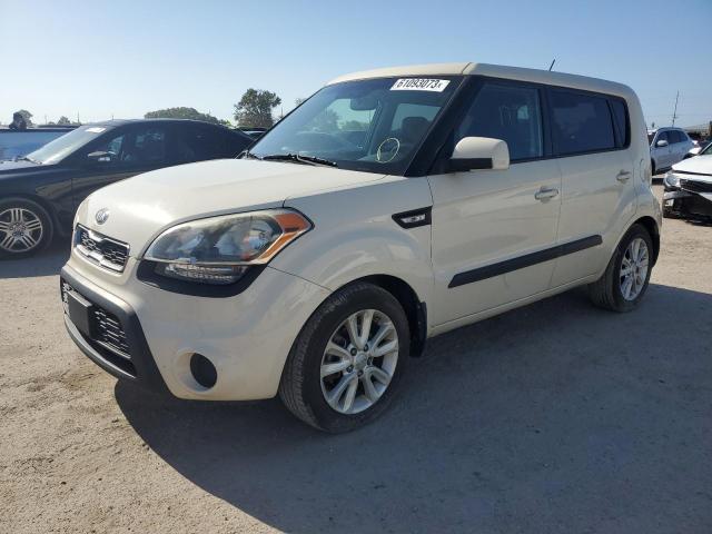 KIA SOUL 2013 with VIN KNDJT2A5XD7551325 - Photo from auction