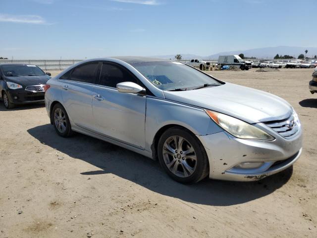 Photo 4 from auction – 2013 HYUNDAI SONATA SE with VIN 5NPEC4AC5DH528218