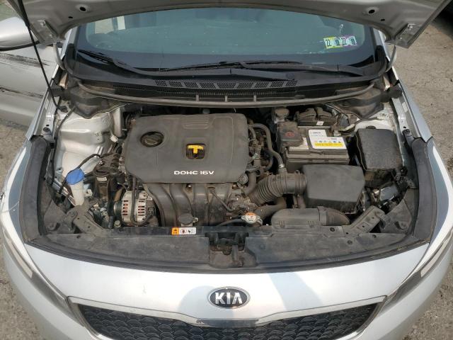 Photo 11 from auction – 2018 KIA FORTE LX with VIN 3KPFL4A71JE195877