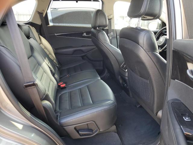 Photo 10 from auction – 2016 KIA SORENTO EX with VIN 5XYPHDA50GG005552