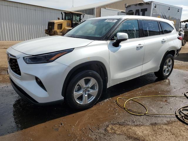 TOYOTA HIGHLANDER 2022 with VIN 5TDBZRBH8NS578292 - Photo from auction