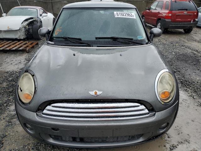 Photo 5 from auction – 2010 MINI COOPER with VIN WMWMF3C53ATZ64744