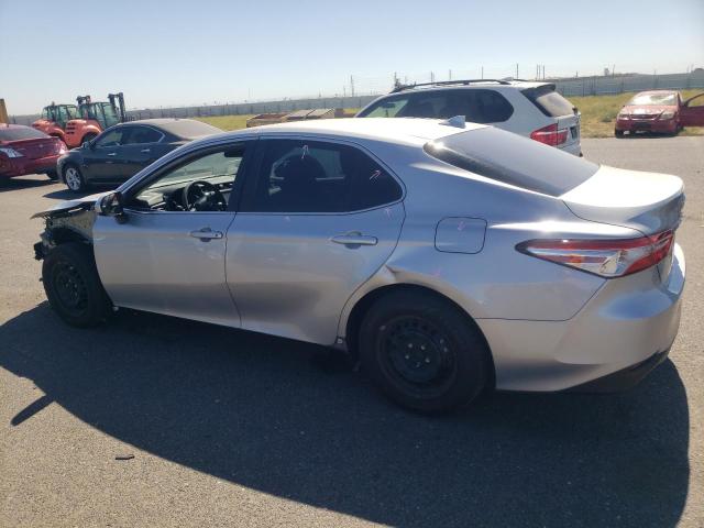 Photo 2 from auction – 2020 TOYOTA CAMRY LE with VIN 4T1C31AK3LU520504