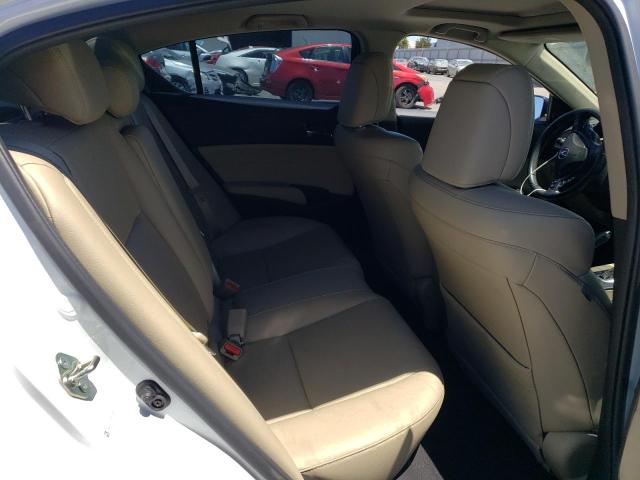 Photo 10 from auction – 2017 ACURA ILX BASE W with VIN 19UDE2F32HA010925
