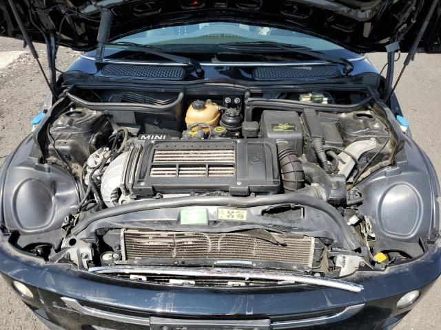 Photo 11 from auction – 2005 MINI COOPER S with VIN WMWRE33525TG99431