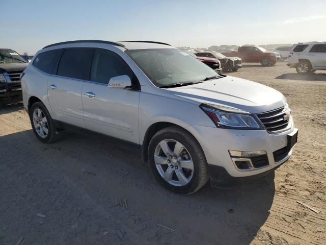 Photo 4 from auction – 2017 CHEVROLET TRAVERSE L with VIN 1GNKRGKD3HJ344670