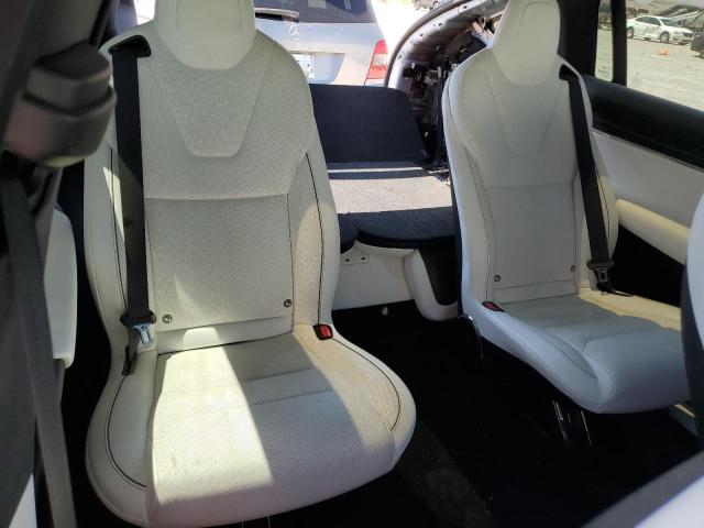 Photo 10 from auction – 2022 TESLA MODEL X with VIN 7SAXCBE64NF332856