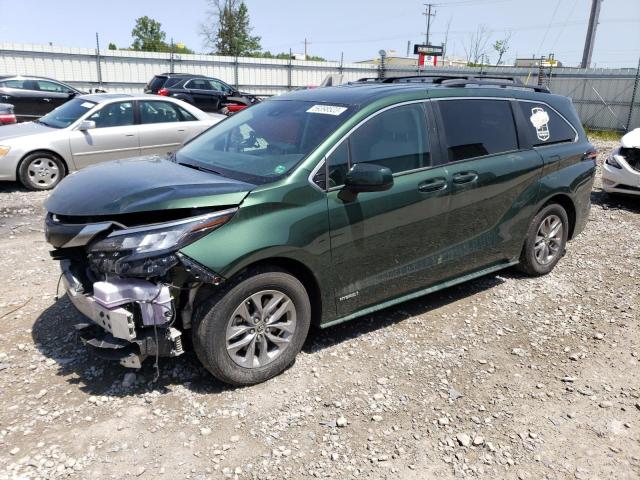TOYOTA SIENNA LE 2021 with VIN 5TDKSKFCXMS040265 - Photo from auction