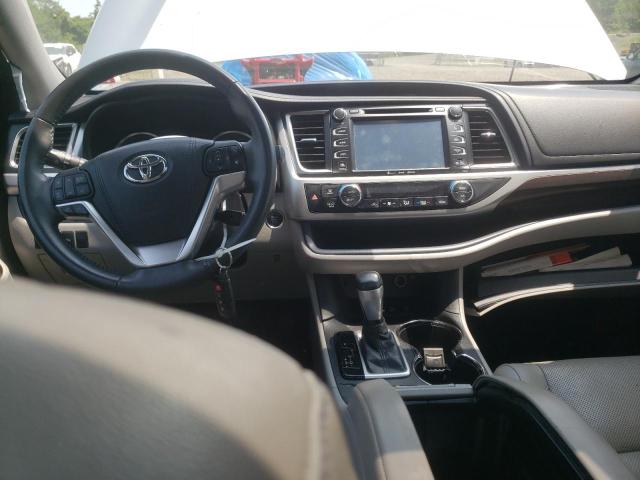 Photo 8 from auction – 2016 TOYOTA HIGHLANDER with VIN 5TDDKRFH6GS254493