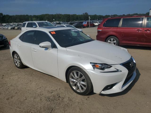 Photo 4 from auction – 2016 LEXUS IS 200T with VIN JTHBA1D27G5028753