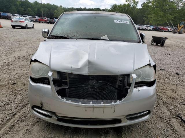 Photo 5 from auction – 2011 CHRYSLER TOWN & COU with VIN 2A4RR8DG9BR716384