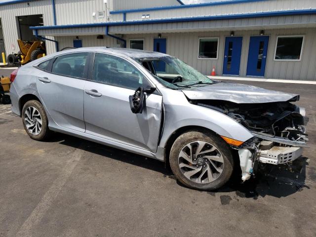 Photo 4 from auction – 2018 HONDA CIVIC EX with VIN 19XFC2F72JE208682