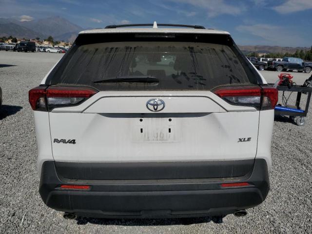 Photo 6 from auction – 2021 TOYOTA RAV4 XLE with VIN 2T3W1RFVXMC118431