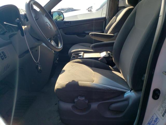 Photo 7 from auction – 2004 TOYOTA SIENNA CE with VIN 5TDZA23C84S045695