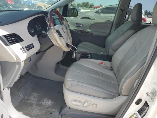 Photo 7 from auction – 2012 TOYOTA SIENNA XLE with VIN 5TDYK3DC7CS254163