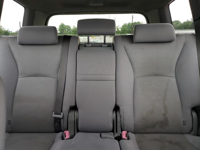 Photo 10 from auction – 2004 TOYOTA HIGHLANDER with VIN JTEGD21AX40087302