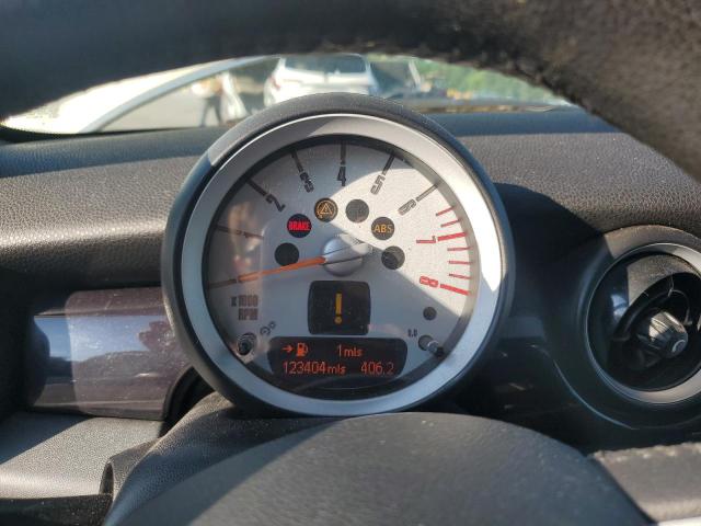 Photo 9 from auction – 2008 MINI COOPER S with VIN WMWMF73568TT93171