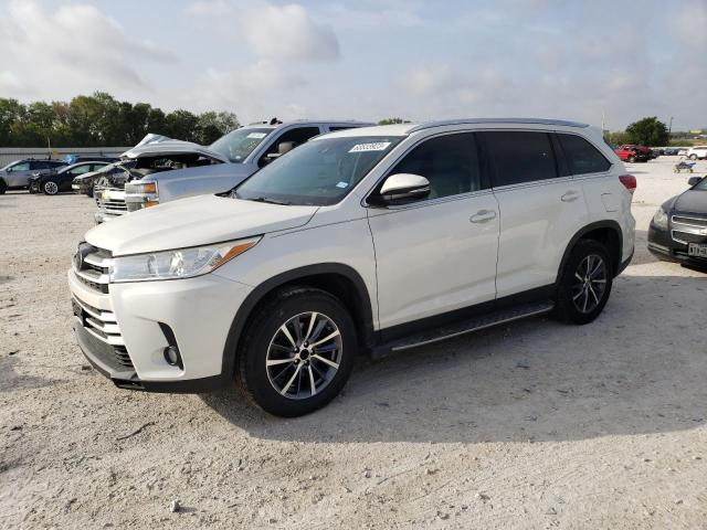 TOYOTA HIGHLANDER 2019 with VIN 5TDKZRFHXKS552945 - Photo from auction