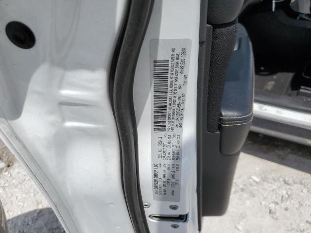 Photo 14 from auction – 2015 JEEP CHEROKEE L with VIN 1C4PJLCB0FW559984