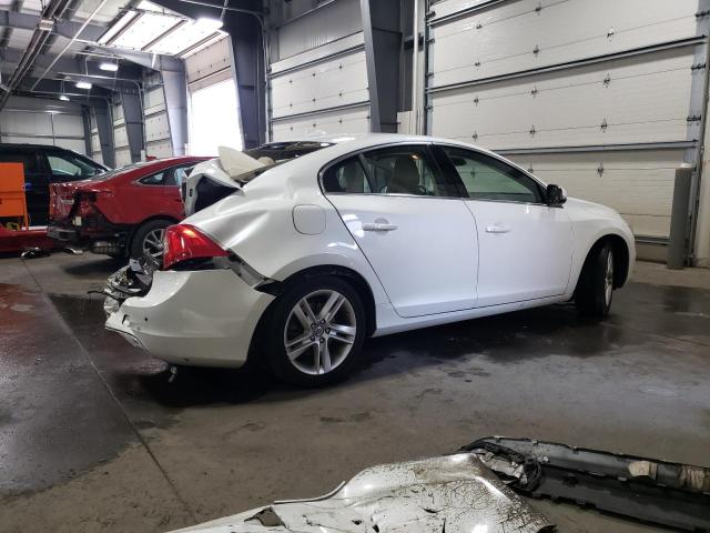 Photo 3 from auction – 2015 VOLVO S60 PLATIN with VIN YV140MFM8F1352534