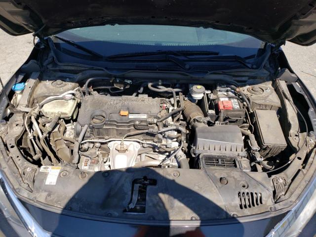 Photo 11 from auction – 2017 HONDA CIVIC LX with VIN 2HGFC2F57HH545556