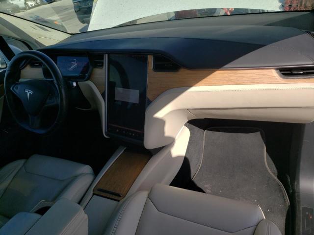 Photo 8 from auction – 2018 TESLA MODEL X with VIN 5YJXCDE25JF103635