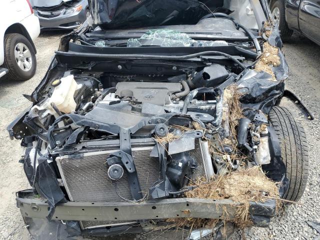 Photo 11 from auction – 2018 TOYOTA RAV4 LE with VIN 2T3ZFREV7JW431396
