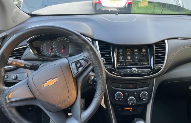 Photo 9 from auction – 2019 CHEVROLET TRAX LS with VIN 3GNCJKSBXKL308049