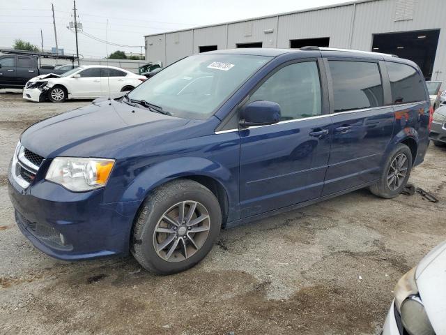 DODGE GRAND CARA 2017 with VIN 2C4RDGCG8HR731970 - Photo from auction