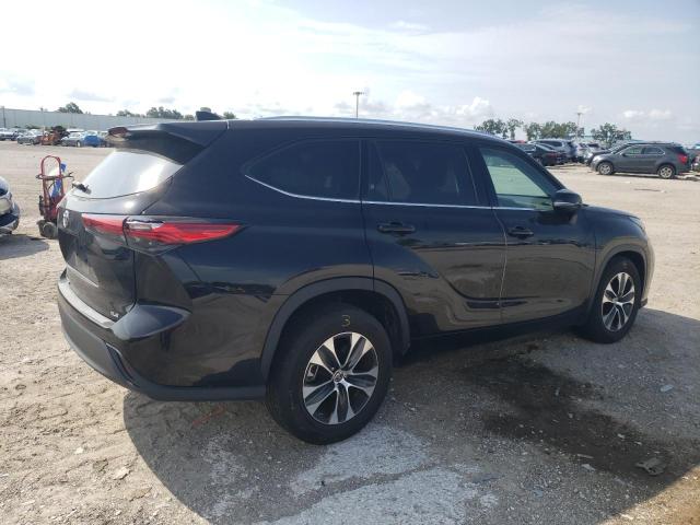 Photo 3 from auction – 2021 TOYOTA HIGHLANDER with VIN 5TDGZRAH5MS060906