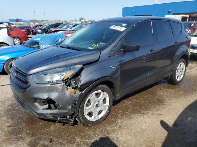 FORD ESCAPE S 2018 z numerem VIN 1FMCU0F70JUB70922 - Zdjęcie z aukcji