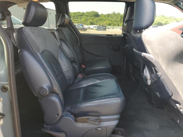 Photo 11 from auction – 2002 CHRYSLER TOWN & COU with VIN 2C8GP64L52R604300