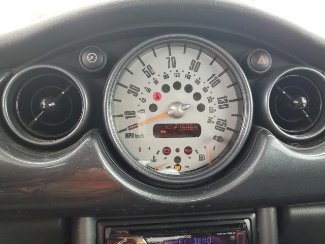 Photo 9 from auction – 2003 MINI COOPER with VIN WMWRC33483TC47834