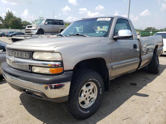 CHEVROLET SILVERADO 2000 with VIN 1GCEK14T7YE172650 - Photo from auction
