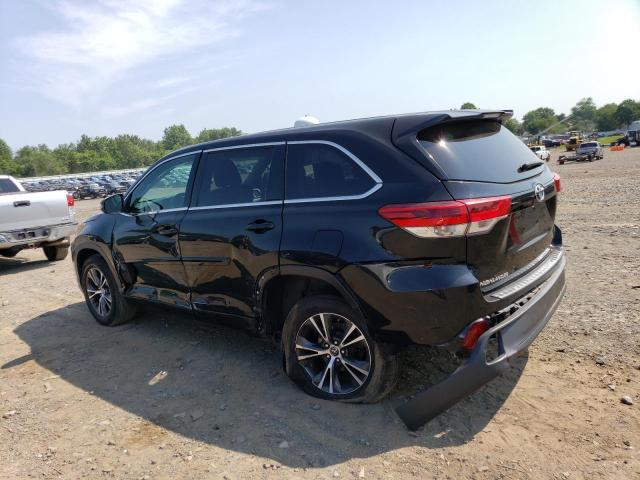 Photo 2 from auction – 2018 TOYOTA HIGHLANDER with VIN 5TDZARFH4JS038450