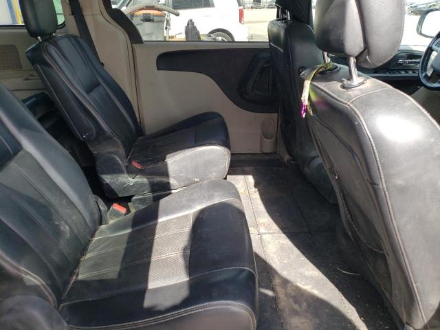 Photo 11 from auction – 2012 CHRYSLER TOWN & COU with VIN 2C4RC1BG1CR210258