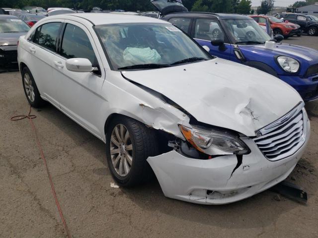 Photo 4 from auction – 2013 CHRYSLER 200 TOURIN with VIN 1C3CCBBG9DN731677