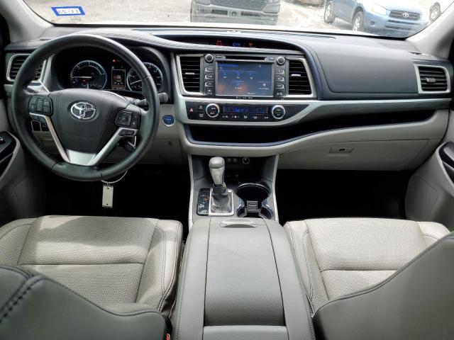 Photo 8 from auction – 2018 TOYOTA HIGHLANDER with VIN 5TDDGRFH4JS040983