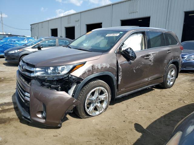 TOYOTA HIGHLANDER 2019 with VIN 5TDDGRFH4KS077081 - Photo from auction