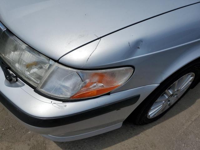 Photo 12 from auction – 2003 SAAB 9-3 SE with VIN YS3DF78K737008521