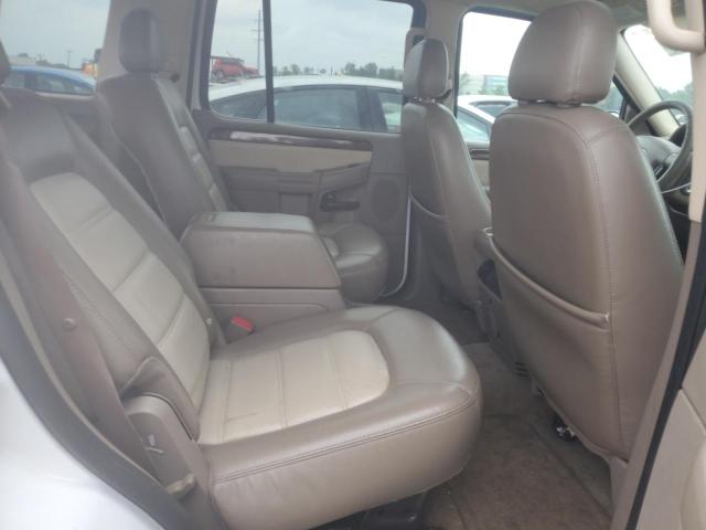 Photo 11 from auction – 2005 FORD EXPLORER E with VIN 1FMDU74KX5UC00440