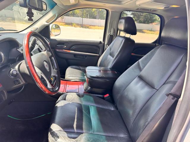 Photo 5 from auction – 2010 CADILLAC ESCALADE L with VIN 1GYUKBEF3AR244642