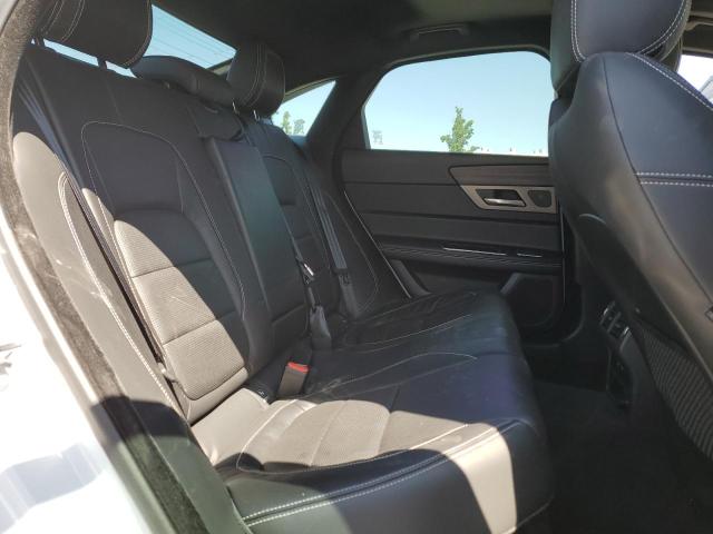 Photo 10 from auction – 2016 JAGUAR XF S with VIN SAJBG4BVXGCY04496