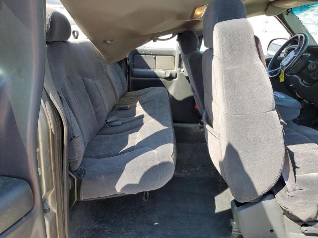 Photo 10 from auction – 2002 CHEVROLET SILVERADO with VIN 1GCHK29U62E152949