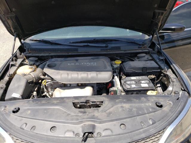 Photo 11 from auction – 2015 CHRYSLER 200 LIMITE with VIN 1C3CCCAB2FN746066